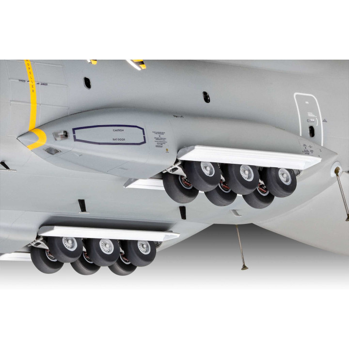 Plastic ModelKit letadlo 03822 - Airbus A400M Atlas „RAF“ (1:72)