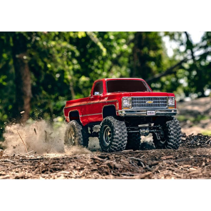 Traxxas TRX-4 Chevrolet K10 1979 TQi 1:10 RTR stříbrný