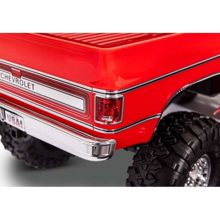 Traxxas TRX-4 Chevrolet K10 1979 TQi 1:10 RTR stříbrný