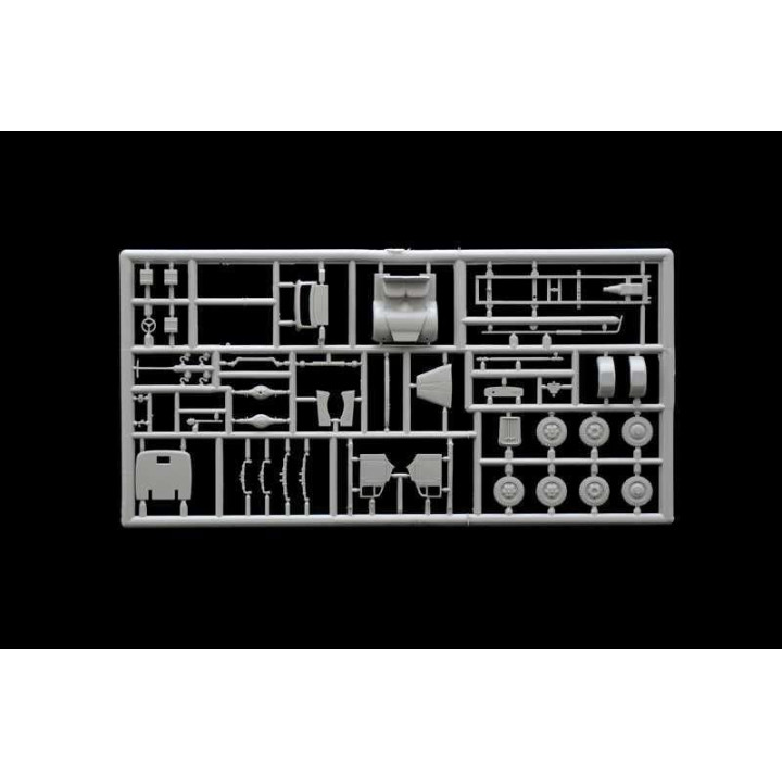 Model Kit military 7055 - Kfz. 305 AMBULANCE (1:72)