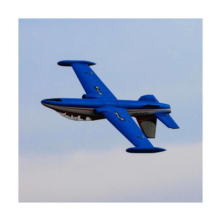 Hangar 9 Aermacchi MB-339 2.1m ARF, zatahovací podvozek