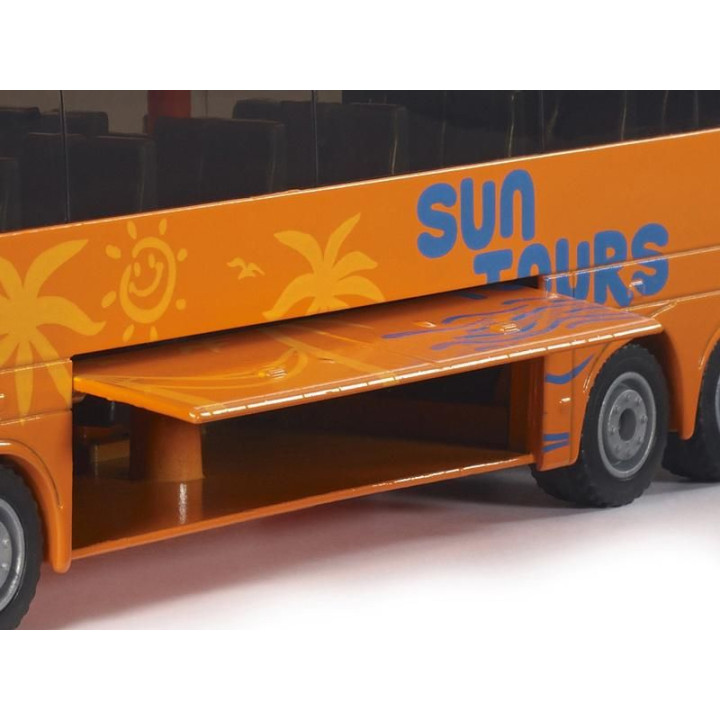 SIKU Super - zájezdový autobus  Mercedes - Benz, 1:50