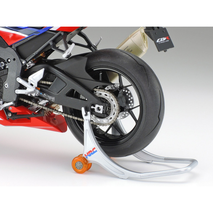 Tamiya 1:12 Honda CBR 1000-RR-R Fireblade SP