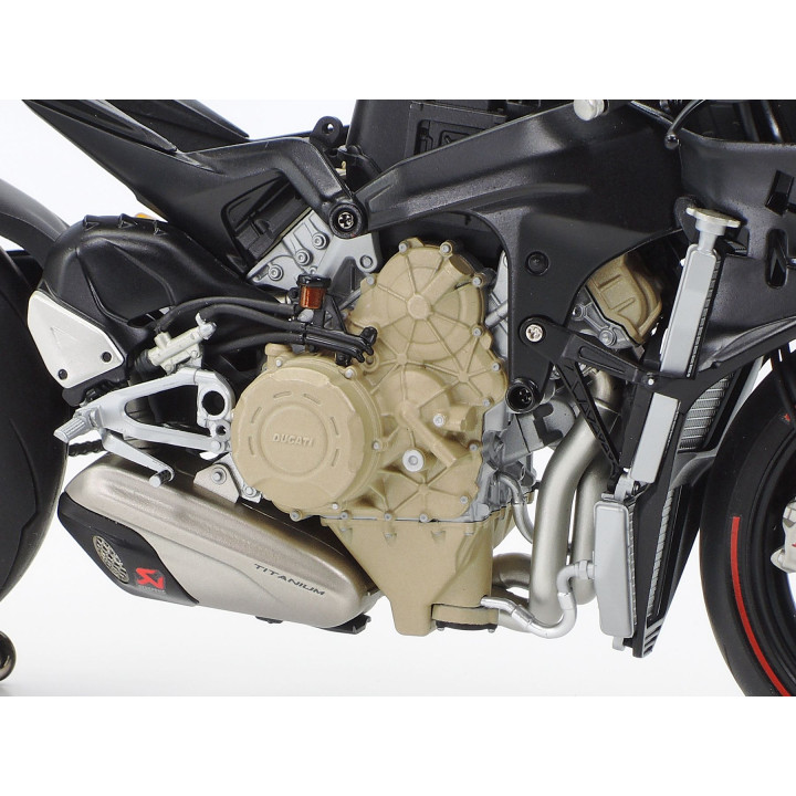 Tamiya 1:12 Ducati Superleggera V4