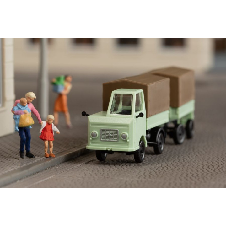 Auhagen Multicar M22 s prívesom - stavebnica TT