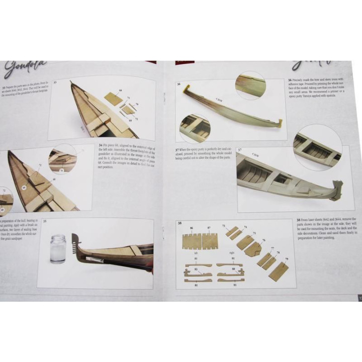 AMATI Benátská gondoliéra 1:22 kit