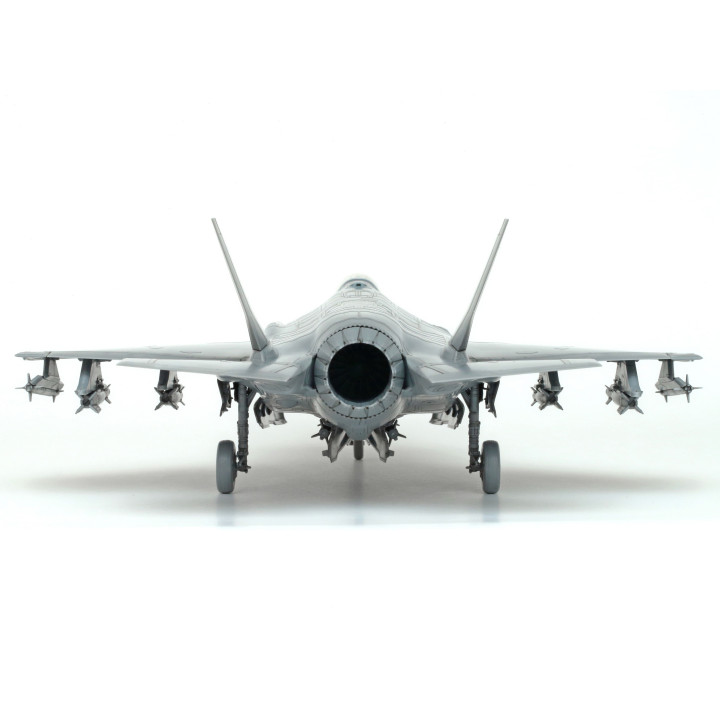 TAMIYA 1/48 F-35A Lightning II