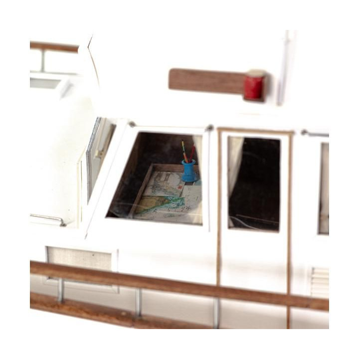 AMATI Grand Banks motorová jachta 1967 1:20 kit