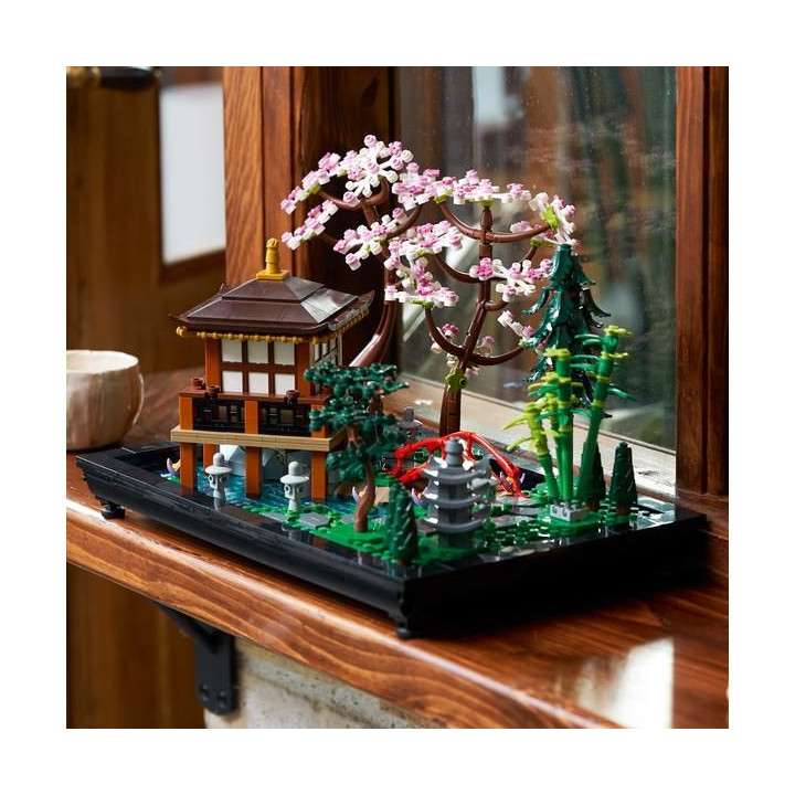 LEGO Icons - Tichá zahrada