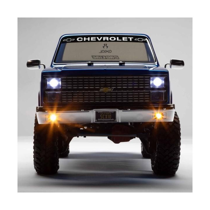 Axial SCX10 III Base Camp 1:10 4WD Chevy K10 1982 RTR modrý