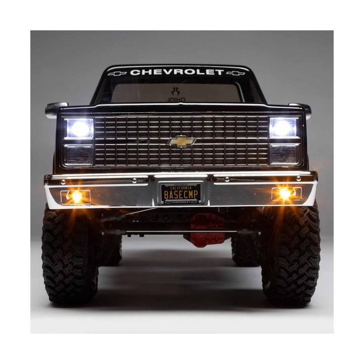Axial SCX10 III Base Camp 1:10 4WD Chevy K10 1982 RTR černý