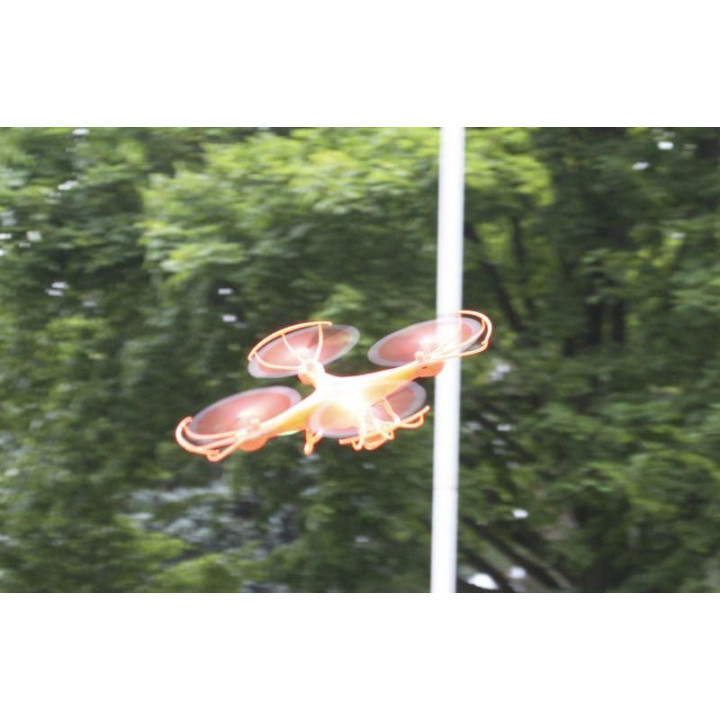 NINCOAIR Quadrone Spike 2.4GHz RTF