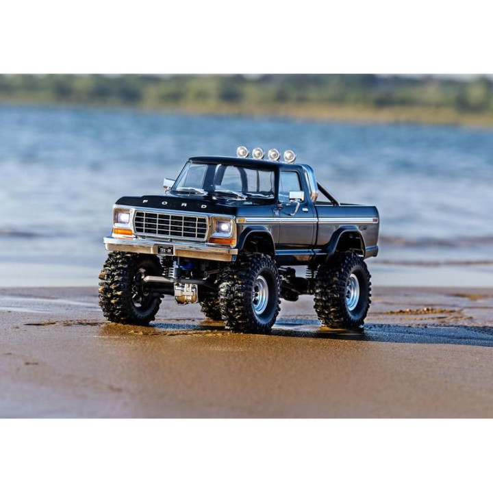 Traxxas TRX4-M Ford F-150 1979 1:18 RTR černý