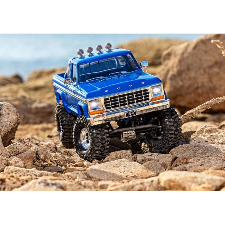 Traxxas TRX4-M Ford F-150 1979 1:18 RTR černý