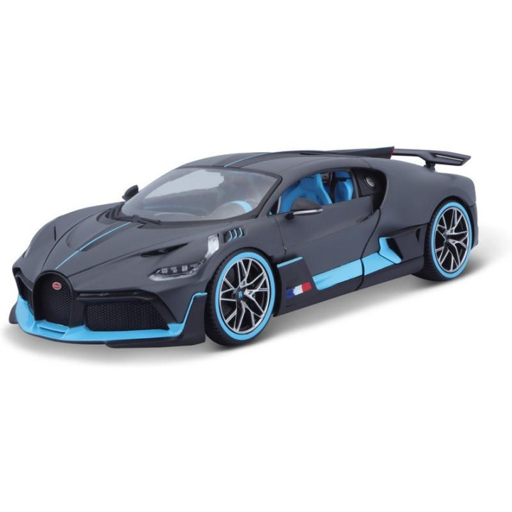 Bburago Bugatti Divo 1:18 stříbrná