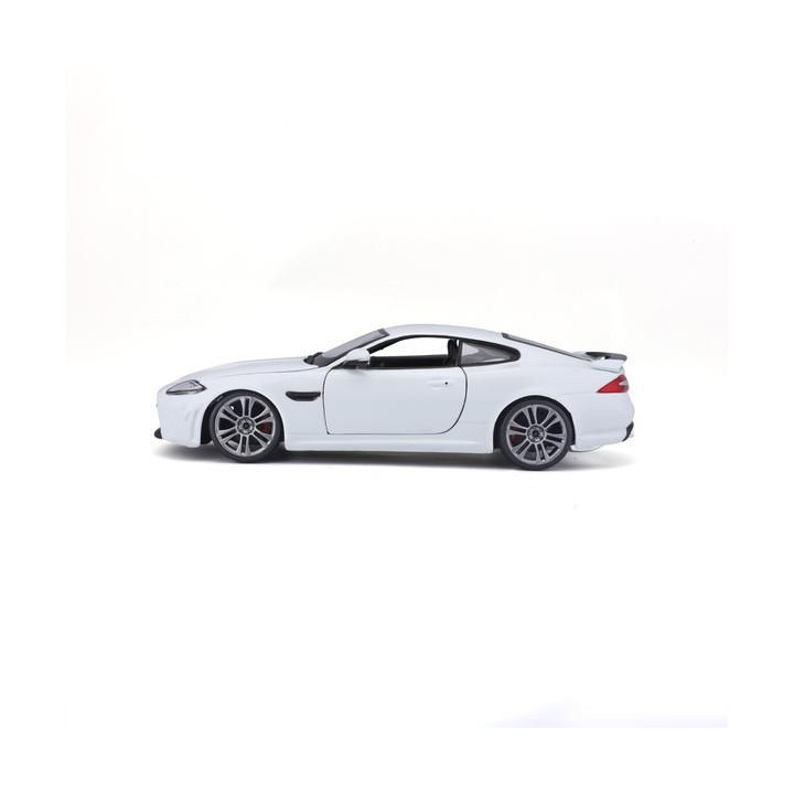 Bburago Plus Jaguar XKR-S 1:24 bílá