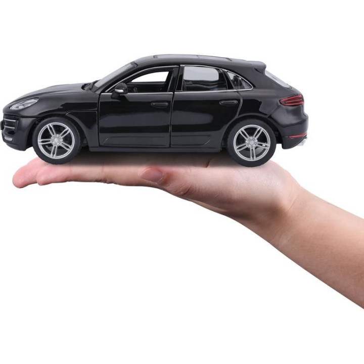 Bburago Plus Porsche Macan 1:24 černá metalíza