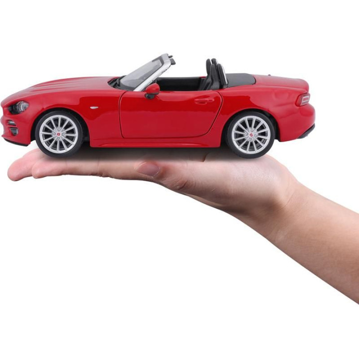 Bburago Plus Fiat 124 Spider 1:24 červená