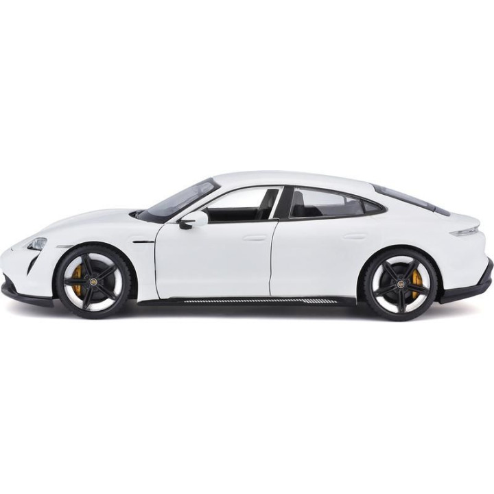 Bburago Porsche Taycan Turbo S 2019 Carrara 1:24 bílá
