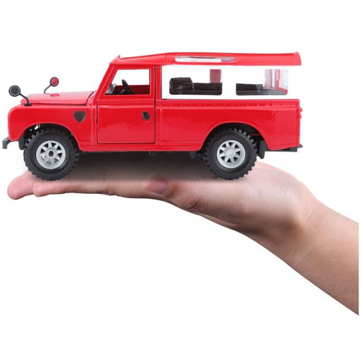 Bburago Land Rover Series II 1:24 červená