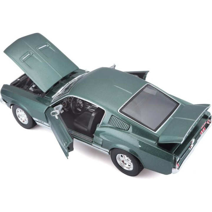Maisto Ford Mustang Fastback 1967 1:18 zelená metalíza