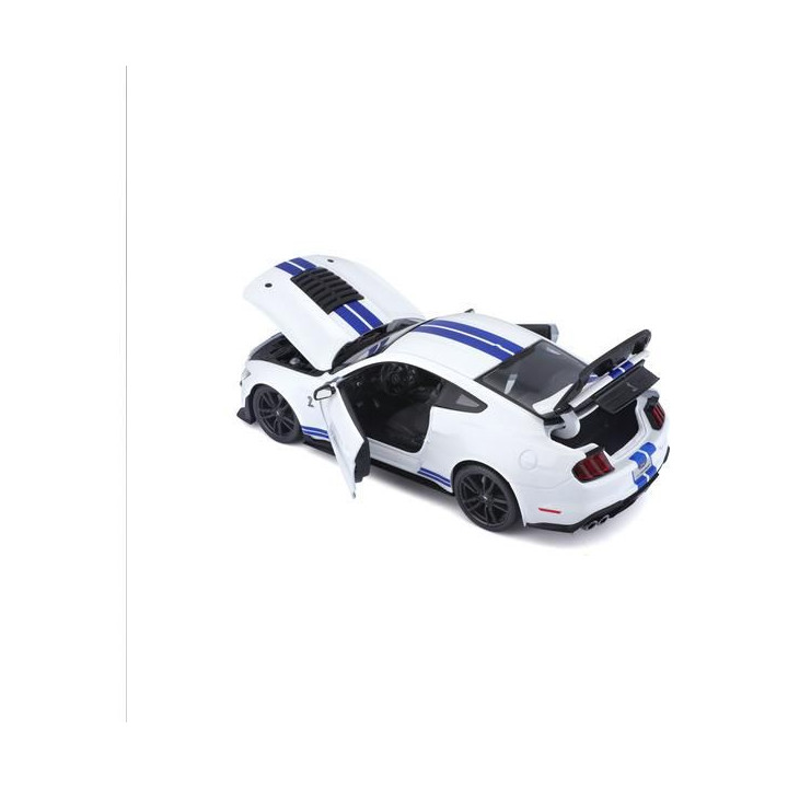 Maisto Mustang Shelby GT500 2020 1:18 bílá