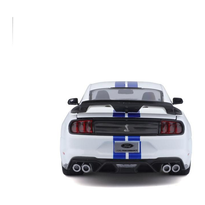 Maisto Mustang Shelby GT500 2020 1:18 bílá