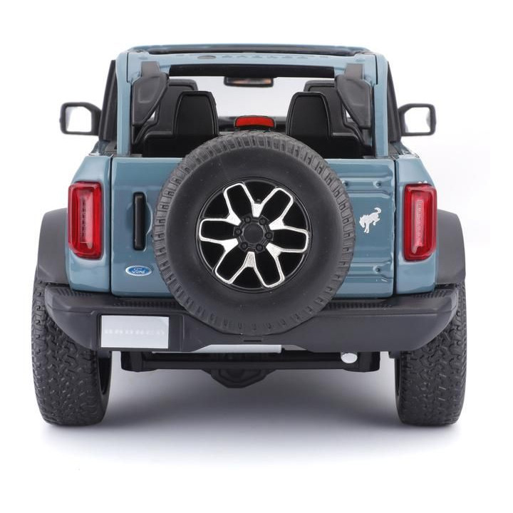 Maisto Ford Bronco Badlands 2021 1:18 modrá