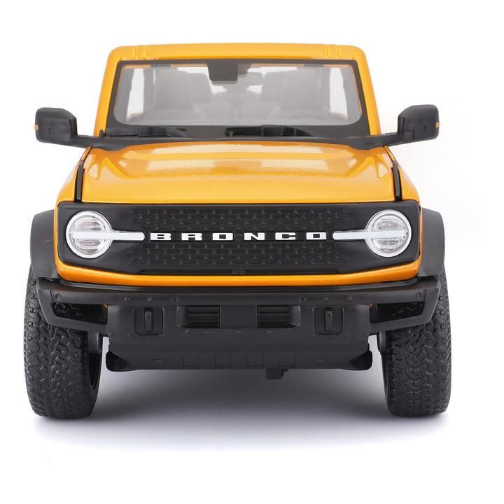 Maisto Ford Bronco Badlands 2021 1:18 oranžová