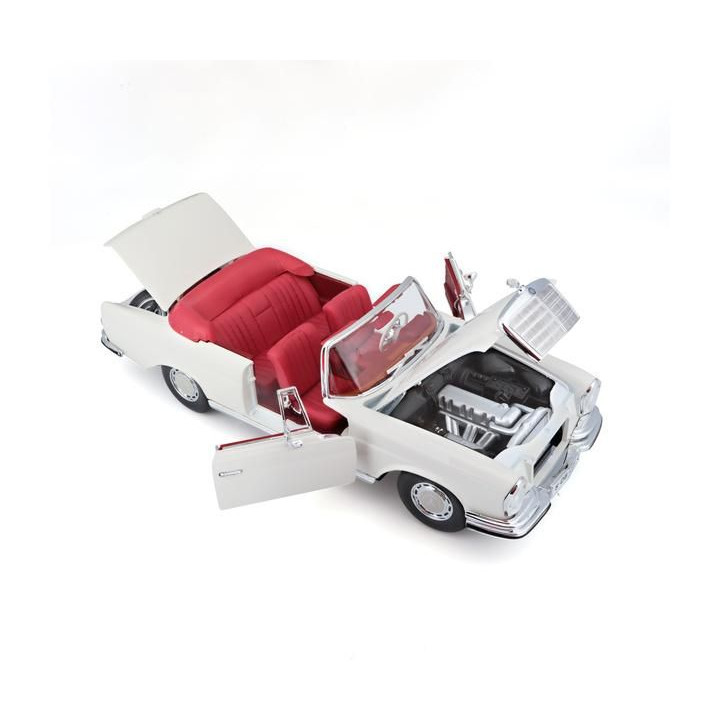 Maisto Mercedes-Benz 280SE Cabrio 1967 1:18 krémová