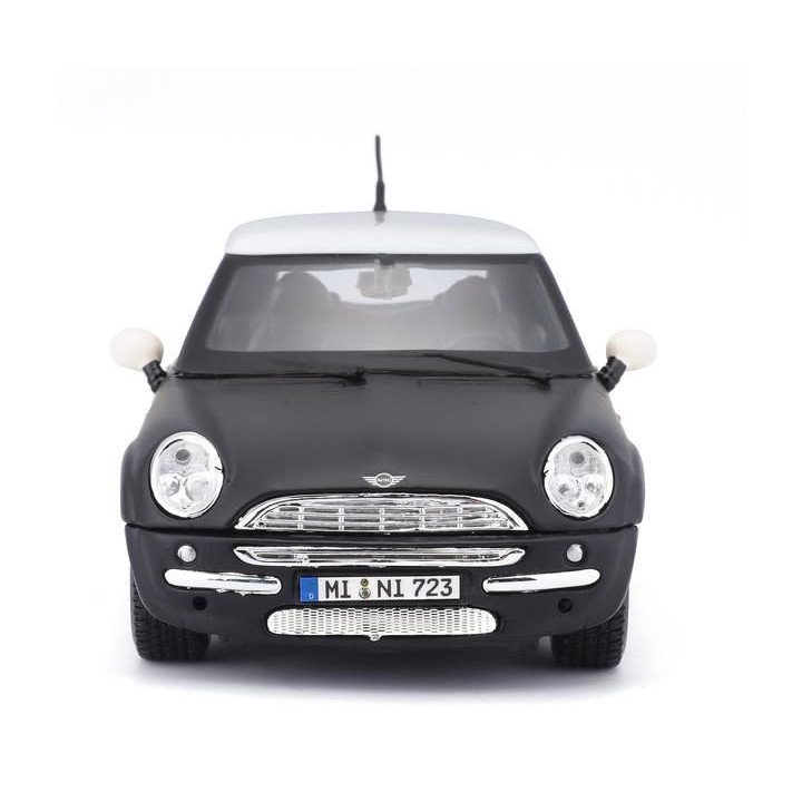 Maisto Mini Cooper 1:24 černá matná