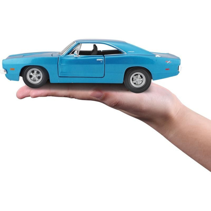 Maisto Dodge Charger R/T 1969 1:25 modrá metalíza