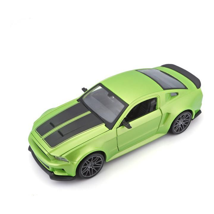 Maisto Ford Mustang Street Racer 2014 1:24 matná zelená
