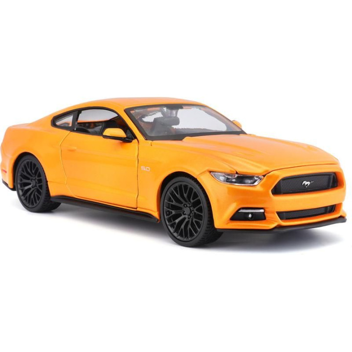 Maisto Ford Mustang GT 2015 1:24 oranžová