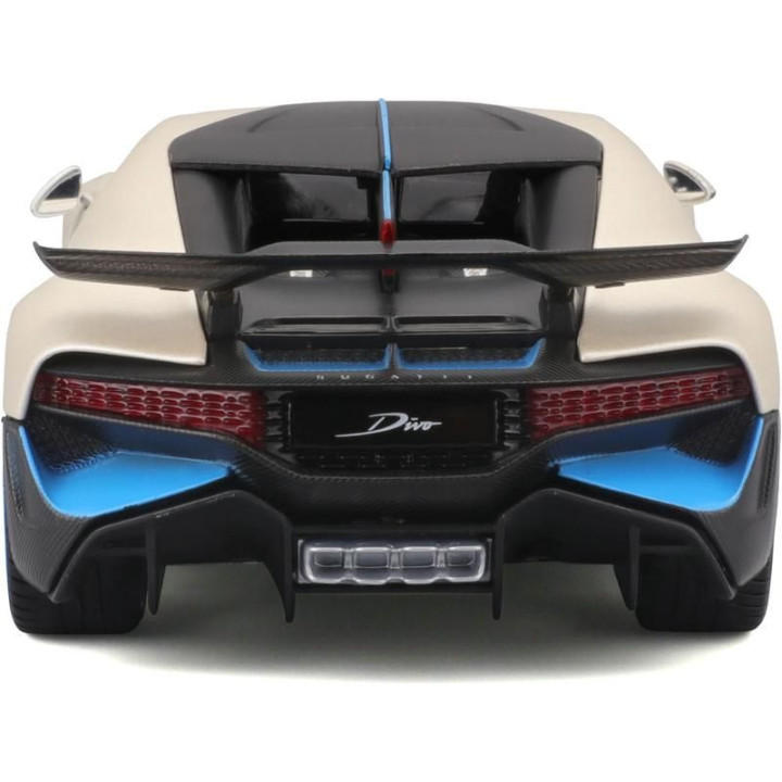 Maisto Bugatti Divo 1:24 bílá metalíza