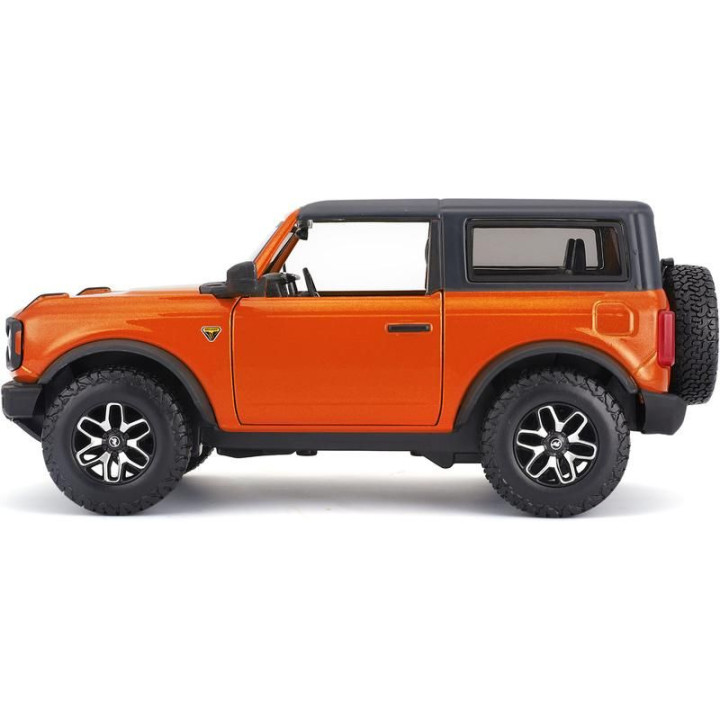 Maisto Ford Bronco 2021 1:24 oranžová metalíza