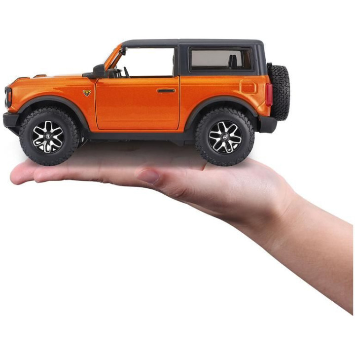 Maisto Ford Bronco 2021 1:24 oranžová metalíza