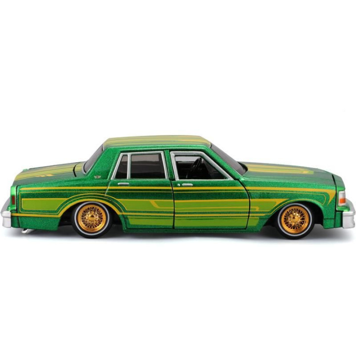 Maisto Chevrolet Caprice 1987 1:26