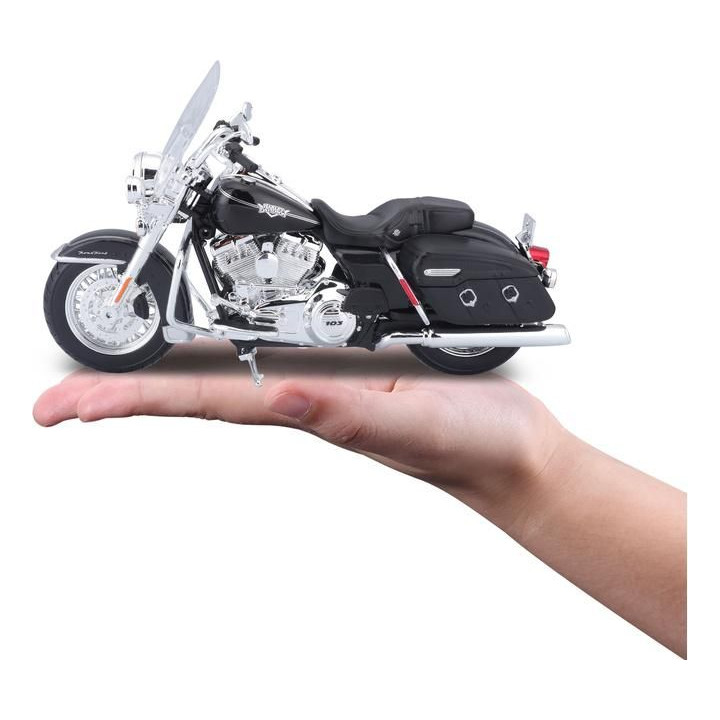 Maisto Harley Davidson 2013 FLHRC Road King Classic 1:12