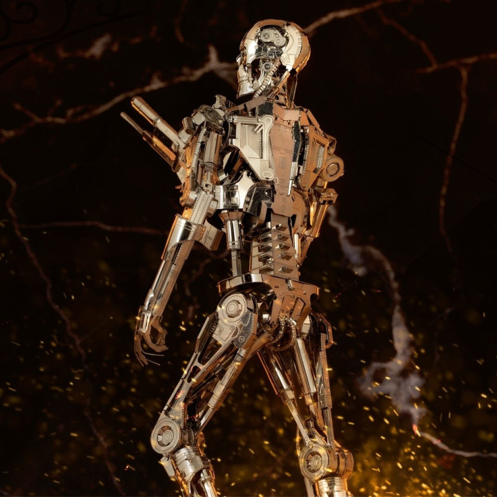 Metal Earth Luxusná oceľová stavebnica The Terminator Endoskeleton T-800