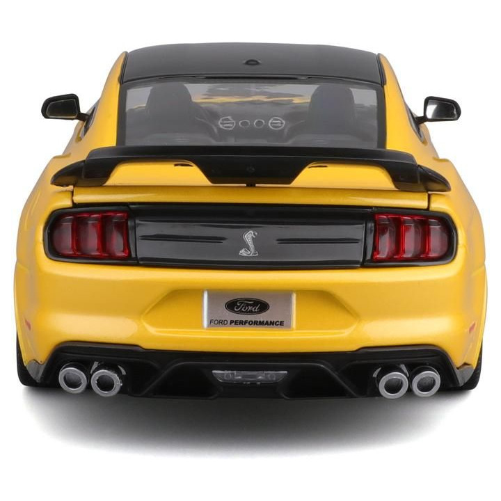 Maisto Mustang Shelby GT500 2020 1:18 žlutá