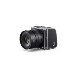 Hasselblad 907X & CFV 100C