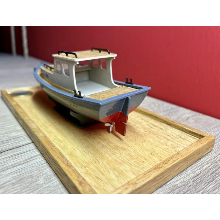 Türkmodel kabinový motorový člun 1:35 kit