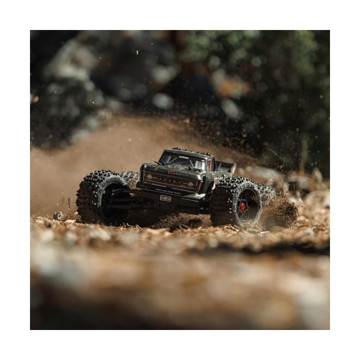 Arrma Outcast 4S V2 BLX 1:10 4WD RTR červená