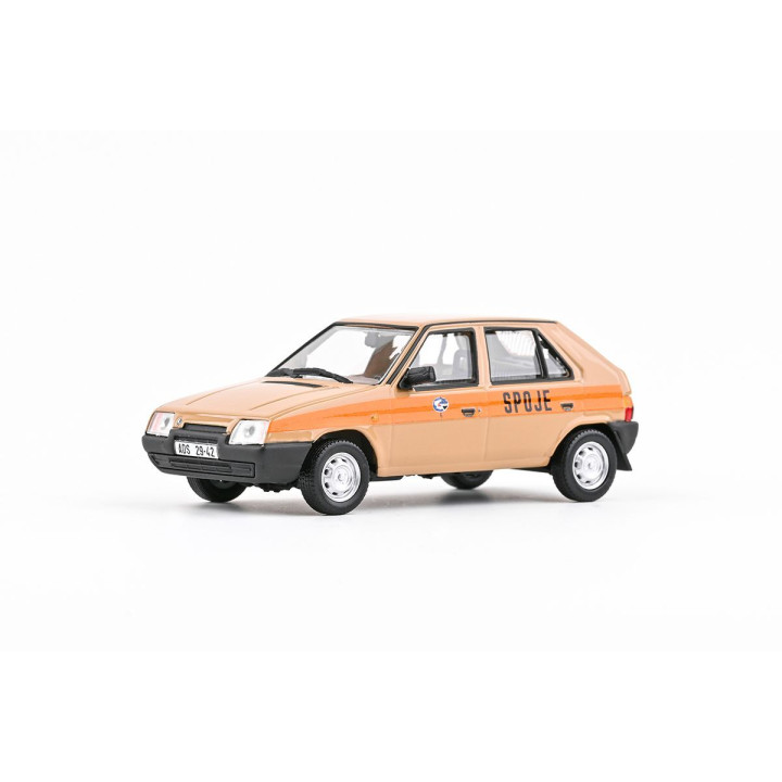 Abrex Škoda Favorit 136L (1988) 1:43 - Spoje