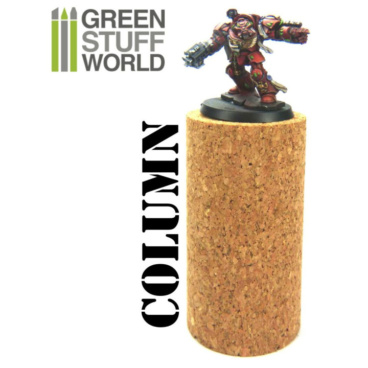Sculpting Cork Columns / Korkový držiak