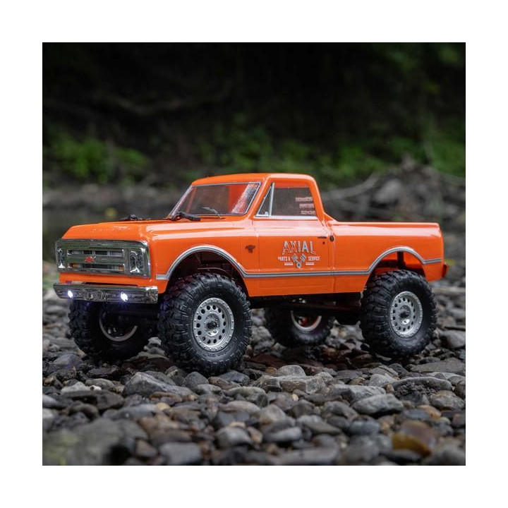 Axial SCX24 Chevrolet C10 1967 1:24 4WD RTR oranžový