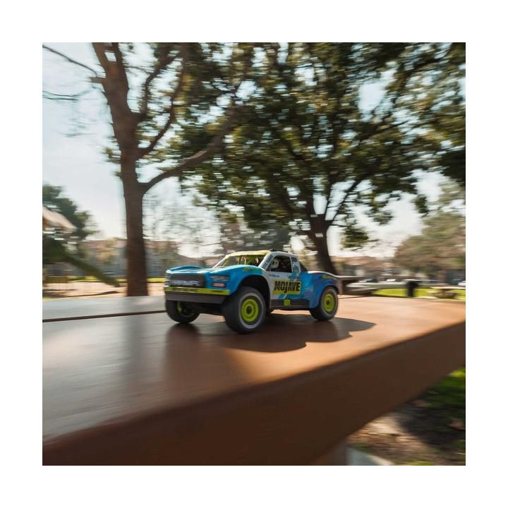 Arrma Mojave Grom 1:18 4WD RTR Červená