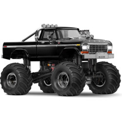 RC model auta Traxxas TRX-4MT Ford F-150 v edici Monster Truck s vyšší světlou výškou, obřími koly, úžasnou všestranností a schopnostmi. 4-bodové zavěšení, dvojité olejové tlumiče, kovové převody serva, úhel zatáčení 45°, bez-sponková karoserie,...