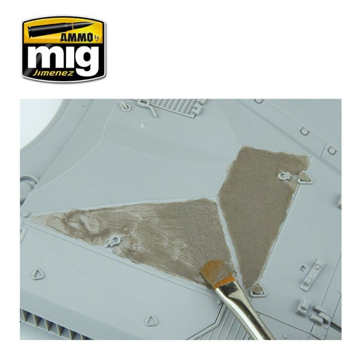 Anti-Slip Paste - Brown Color (for 1/35 scale) 20ml